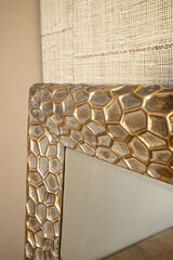 Marrin Gold thick iron mirror with scales pattern